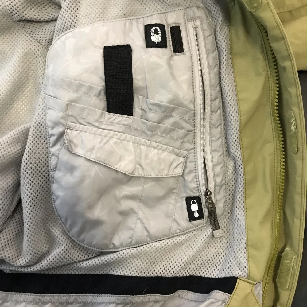 Men’s, Bonfire, Snowboard n Ski Jacket - Picture 5 of 11